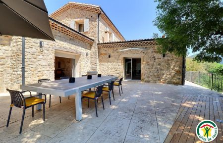 G&icirc;te n&deg;G371002 Espenel - Dr&ocirc;me - Terrasse 