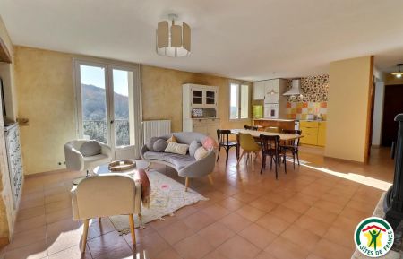 G&icirc;te n&deg;G138010 La Garde-Adh&eacute;mar - Dr&ocirc;me - photo