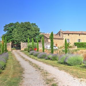 Location  n�G208999 � MONTOISON (26)
