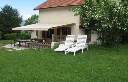 G&icirc;te de groupe n&deg;G364812 Vassieux-en-Vercors - Dr&ocirc;me - Store et terrasse