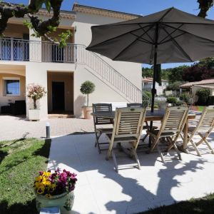 Location  n�G338010 � SAUZET (26)