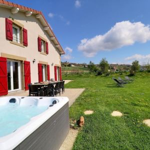 Location  n�G143009 � LE GRAND SERRE (26)