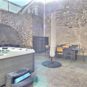 Location  n�G138011 � LA GARDE ADHEMAR (26)