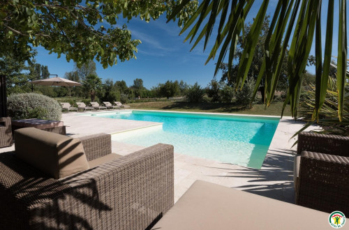 Location  n�G144722 � GRANE (26)