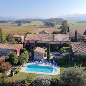 Location  n�G305002 � SAINT GERVAIS SUR ROUBION (26)