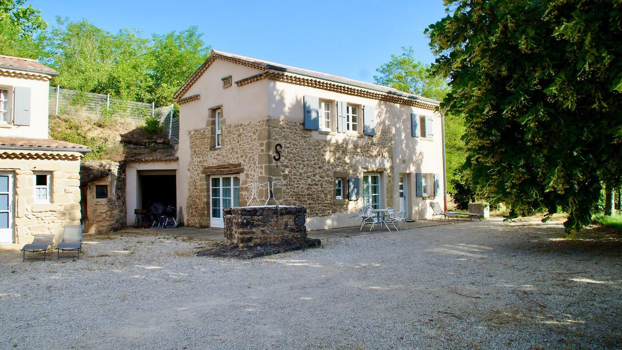 LE HAMEAU DES TROUBADOURS