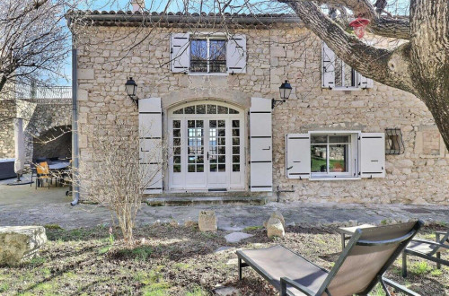 Location  n�G138011 � LA GARDE ADHEMAR (26)