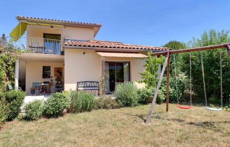 G&icirc;te n&deg;G261009 Mirabel-et-Blacons - Dr&ocirc;me - Jardin 