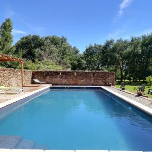 Location  n�G275006 � ROCHEGUDE (26)