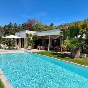 Location  n�G231720 � PEYRINS (26)