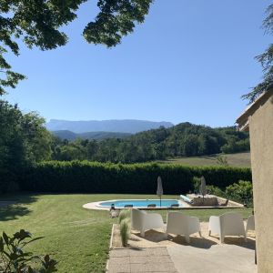 Location  n�G79002 � CHARPEY (26)