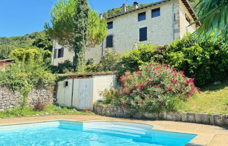gîte et piscine Gîte n°G149015 Hostun - Drôme - gîte et piscine
