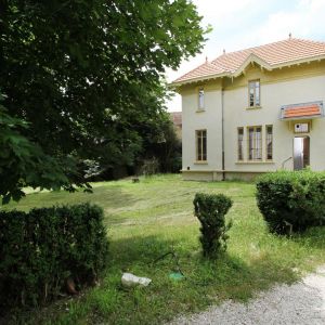 Location  n�G338005 � SAUZET (26)