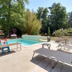 Piscine partag&eacute;e ouverte de 10h &agrave; 20h de mai &agrave; septembre 