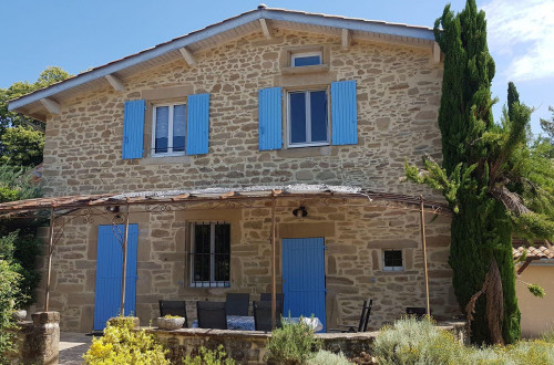 Location  n�G231004 � PEYRINS (26)