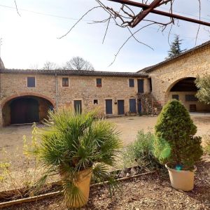 Location  n�G338007 � SAUZET (26)