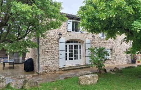 Façade côté jardin Gîte n°G138011 La Garde-Adhémar - Drôme - Façade côté jardin