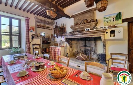 Chambre d'h&ocirc;tes n&deg;G367720 Venterol - Dr&ocirc;me -   La salle commune de la Ferme des AUCHES   