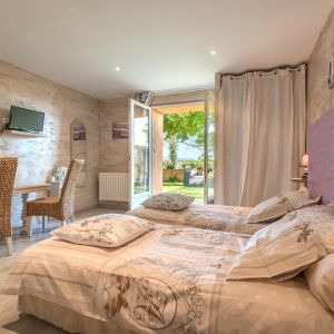 Location  n�G64722 � CHABEUIL (26)