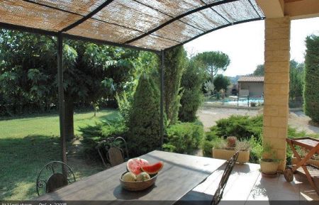 G&icirc;te n&deg;G305003 Saint-Gervais-sur-Roubion - Dr&ocirc;me - photoPrintemps